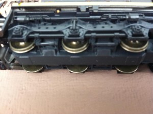 Proto:87 Wheels Installed on Kato SD40-2